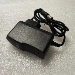 ALIMENTATORE UNIVERSALE 220 V CA A 5V CC ADATTATORE DI ALIMENTAZIONE 2A Q-DC303