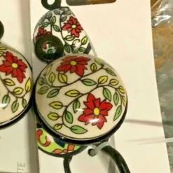 APPENDINO GANCIO PARETE APPENDIABITI METALLO CERAMICA DECORI ASS. 13X4CM 749346