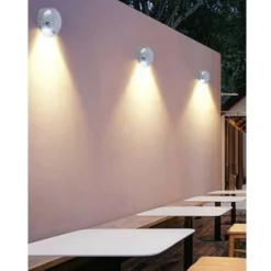 APPLIQUE ESTERNO BIANCO 4W IMPERMEABILE IP65 SEGNAPASSI LUCE FREDDA O CALDA ES47