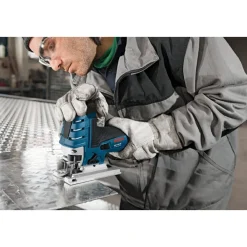 Bosch Seghetto alternativo 780W taglio 150mm SDS-sistem Professionale GST150 CE