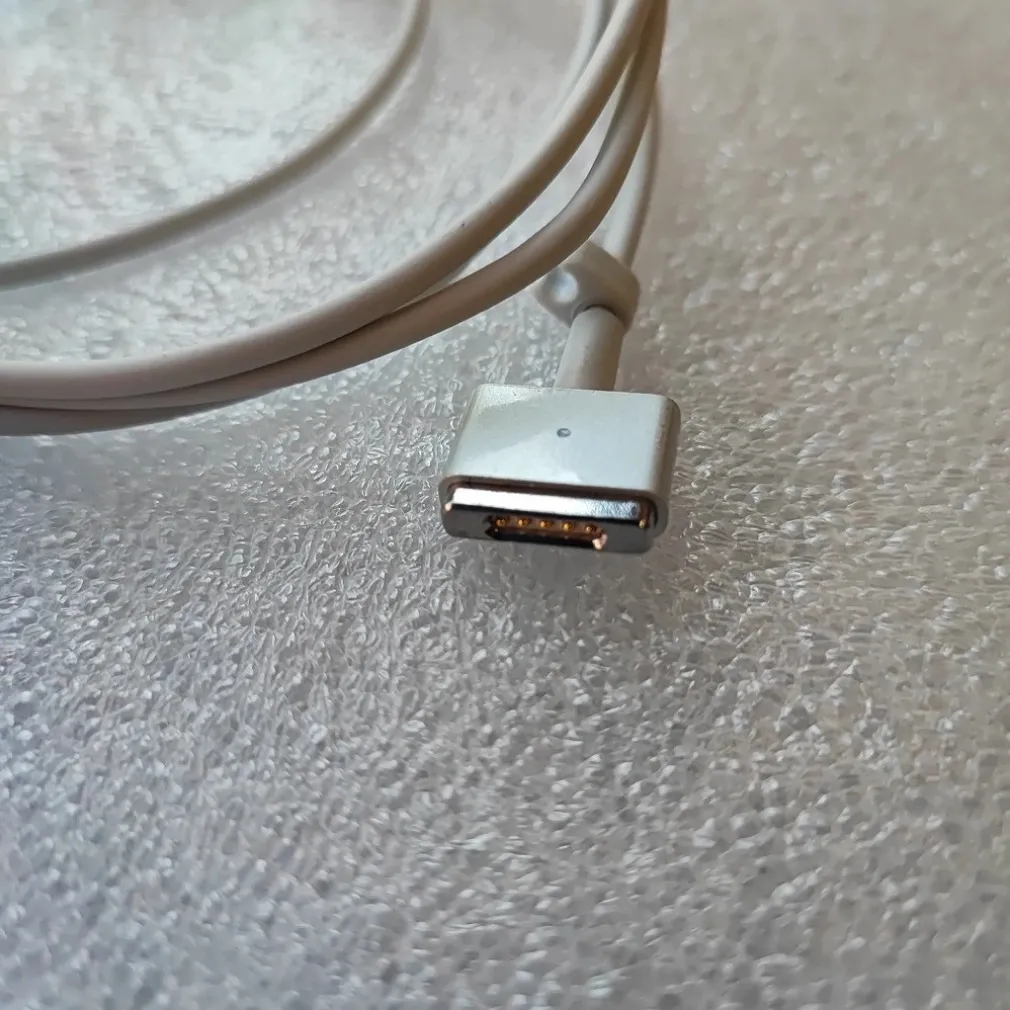 CARICABATTERIE ADATTATORE CARICATORE CELLULARE ALTA VELOCITÀ TYPE-T 60 W Q-KC01