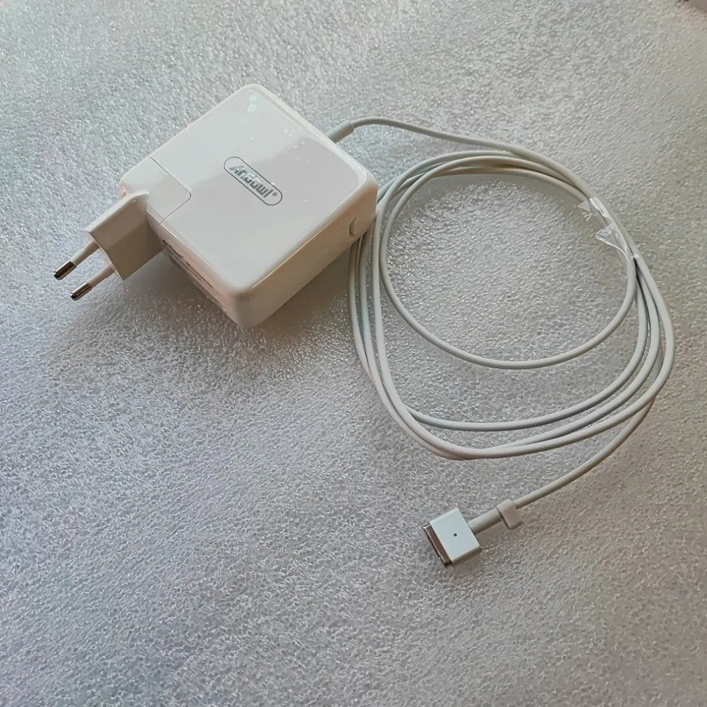 CARICABATTERIE ADATTATORE CARICATORE CELLULARE ALTA VELOCITÀ TYPE-T 60 W Q-KC01