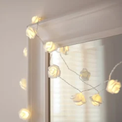 CATENA LUCI LUMINOSA CON 10 LED A FORMA DI ROSA BIANCA ALIMENTAZIONE A BATTERIA