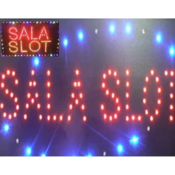 INSEGNA LUMINOSA INSEGNE LUMINOSE A LED CON SCRITTA SALA SLOT