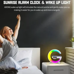 LAMPADA A FORMA DI G MULTICOLOR CON CASSA SPEACKER E CARICABATTERIA AD INDUZIONE