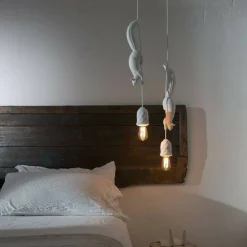 LAMPADARIO A FORMA DI SCOIATTOLO LAMPADA DECORATIVA SOSPENSIONE ATTACCO E27 A57