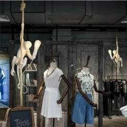 LAMPADARIO A SOSPENSIONE CON CORDA IN CANAPA A FORMA DI SCIMMIA SOFFITTO E27 B46