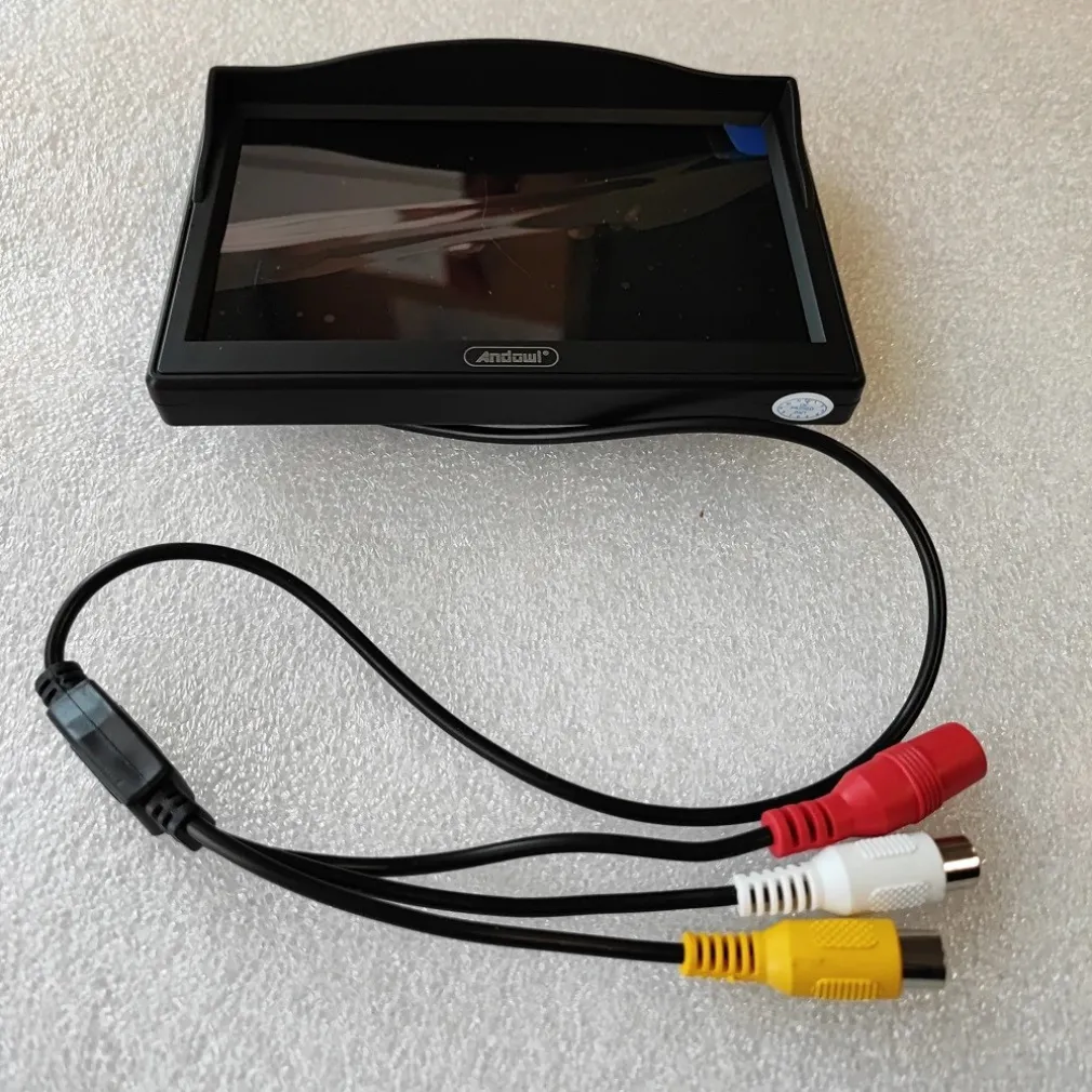 MONITOR PER AUTO SUV CAMIONCINO Q-CA901 DA 5" HD AV A COLORI TFT-LCD TELECAMERA