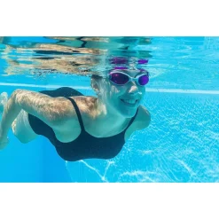 OCCHIALINI NUOTO PISCINA ACTIWEAR 14+ ANNI IN SILICONE 3 COLORI ASSORTITI 21051