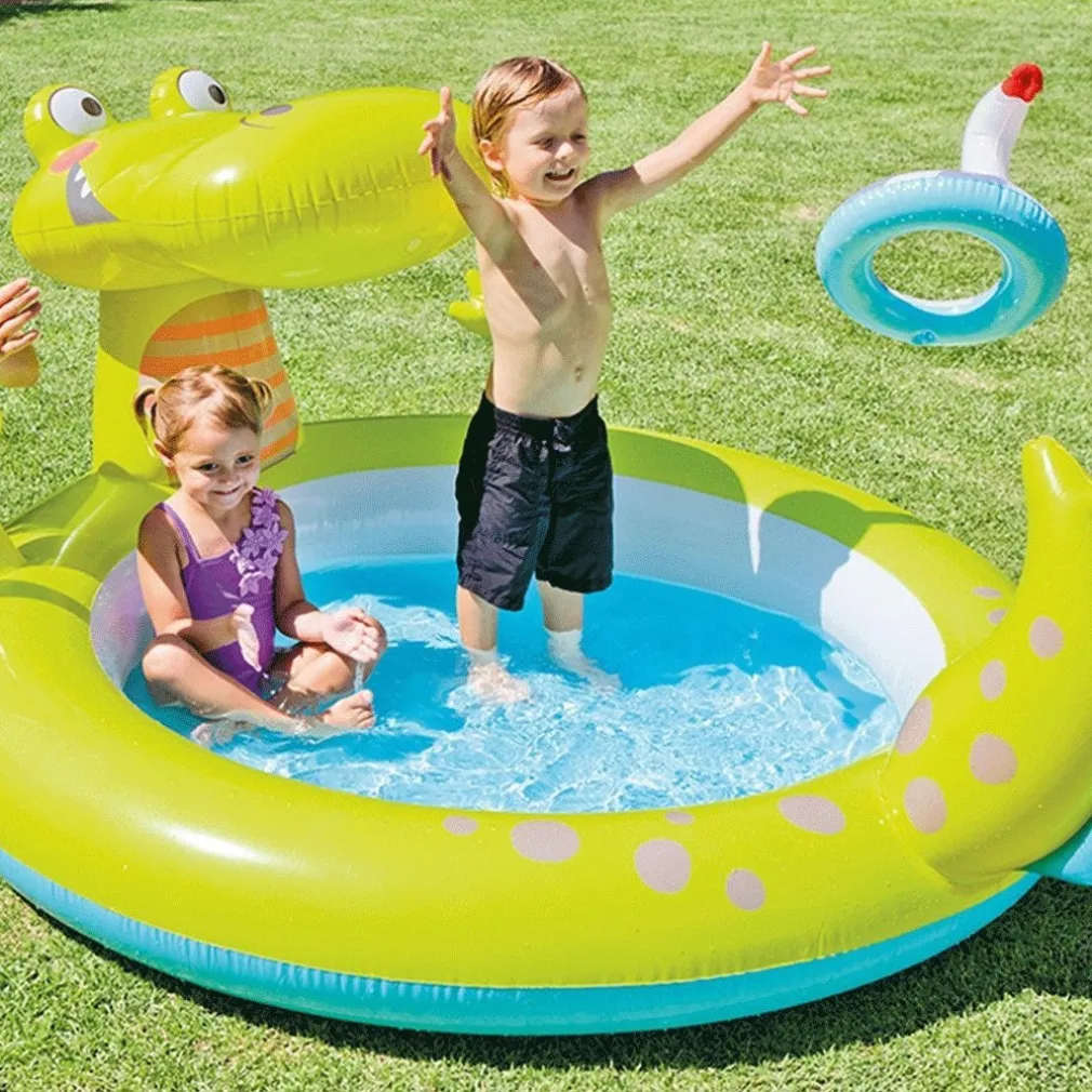 PISCINA GONFIABILE PER BAMBINI COCCODRILLO CON SPRUZZO 198 x 160 x 91 CM GIOCHI