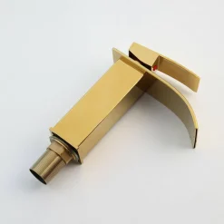 RUBINETTO ORO DA BAGNO DESIGN MODERNO A CASCATA MISCELATORE MONOCOMANDO DORATO