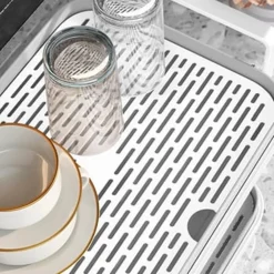 SCOLAPIATTI MENSOLA CON 2 RIPIANI IMPILABILI ORGANIZER IN METALLO CON VASSOIO DRENAGGIO