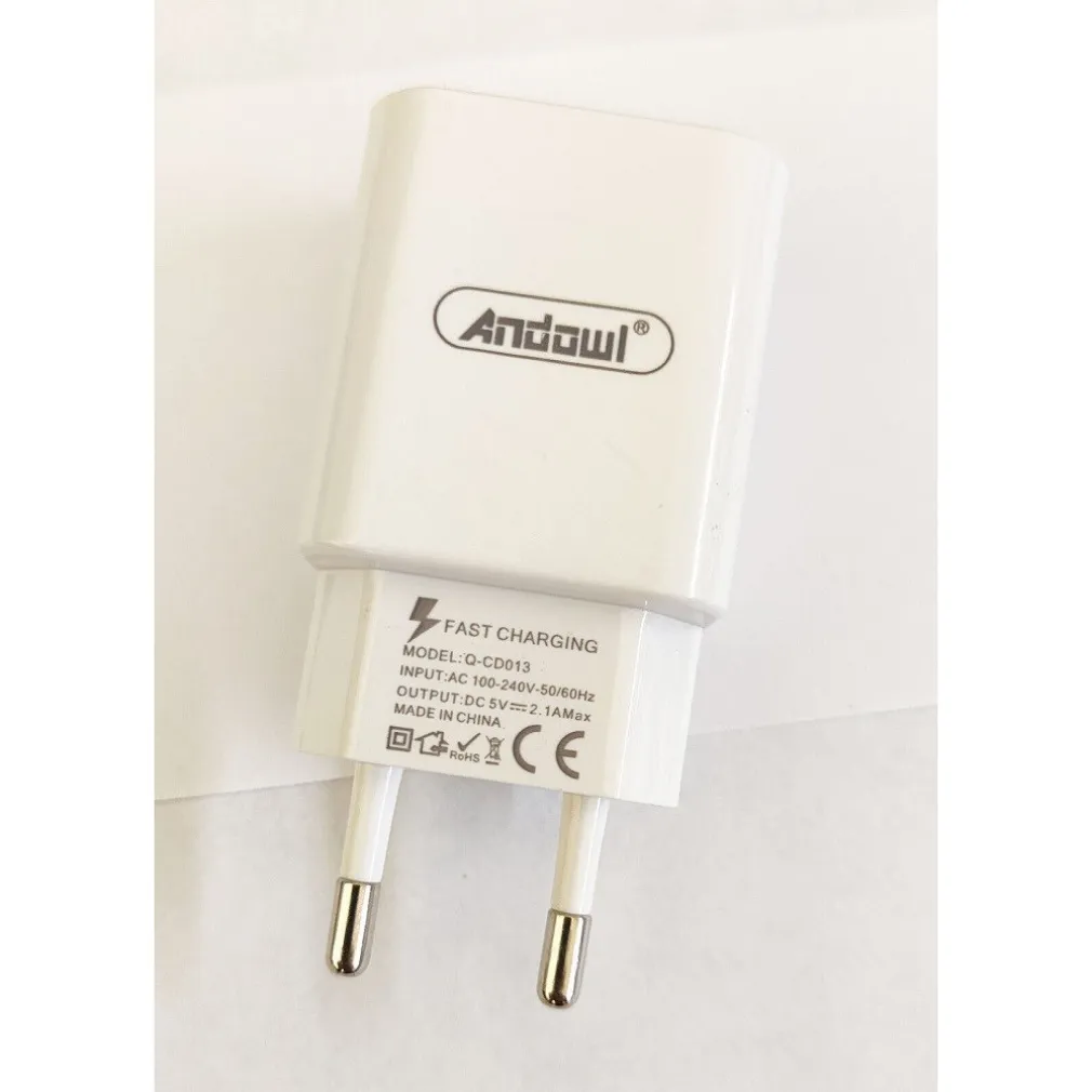 SPINA CARICABATTERIE USB SMARTPHONE 2.1A RICARICA VELOCE PER PRESA MURO Q-CD013