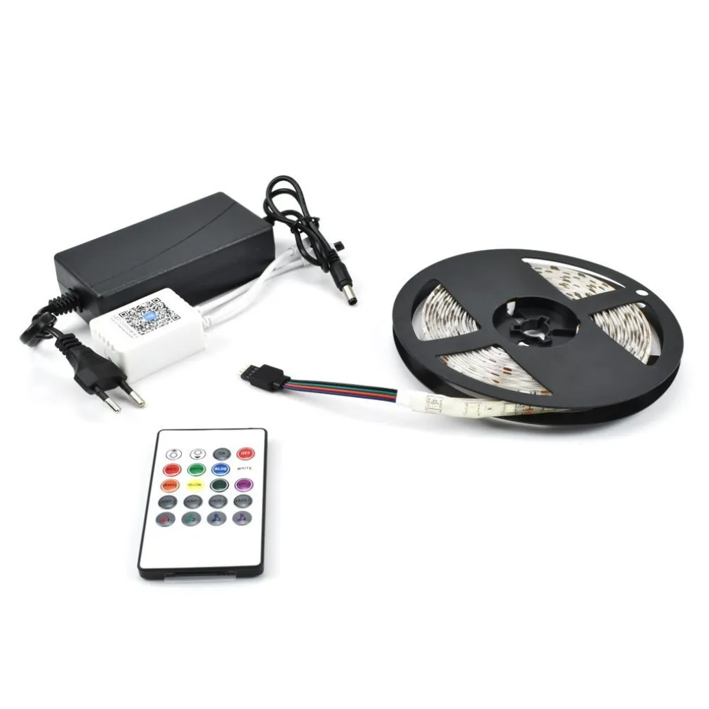 STRISCIA LED RGB AUTOADESIVA 5MT CON FUNZIONE AUDIO BLUETOOTH TELECOMANDO Q-ST50