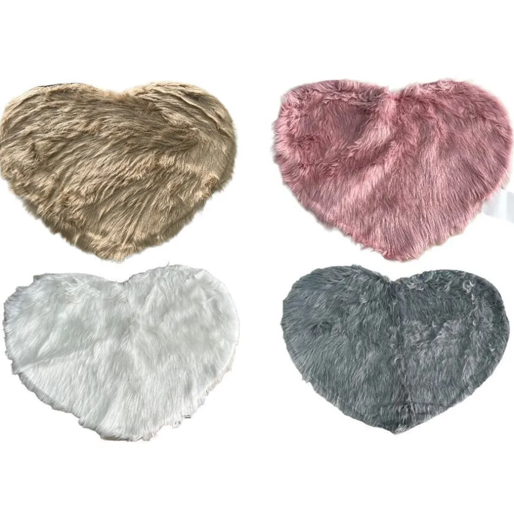 TAPPETO CUTE CUORE PELLICCIA FLUFFY VARI COLORI LIVING STANZA DA LETTO 70X90 CM